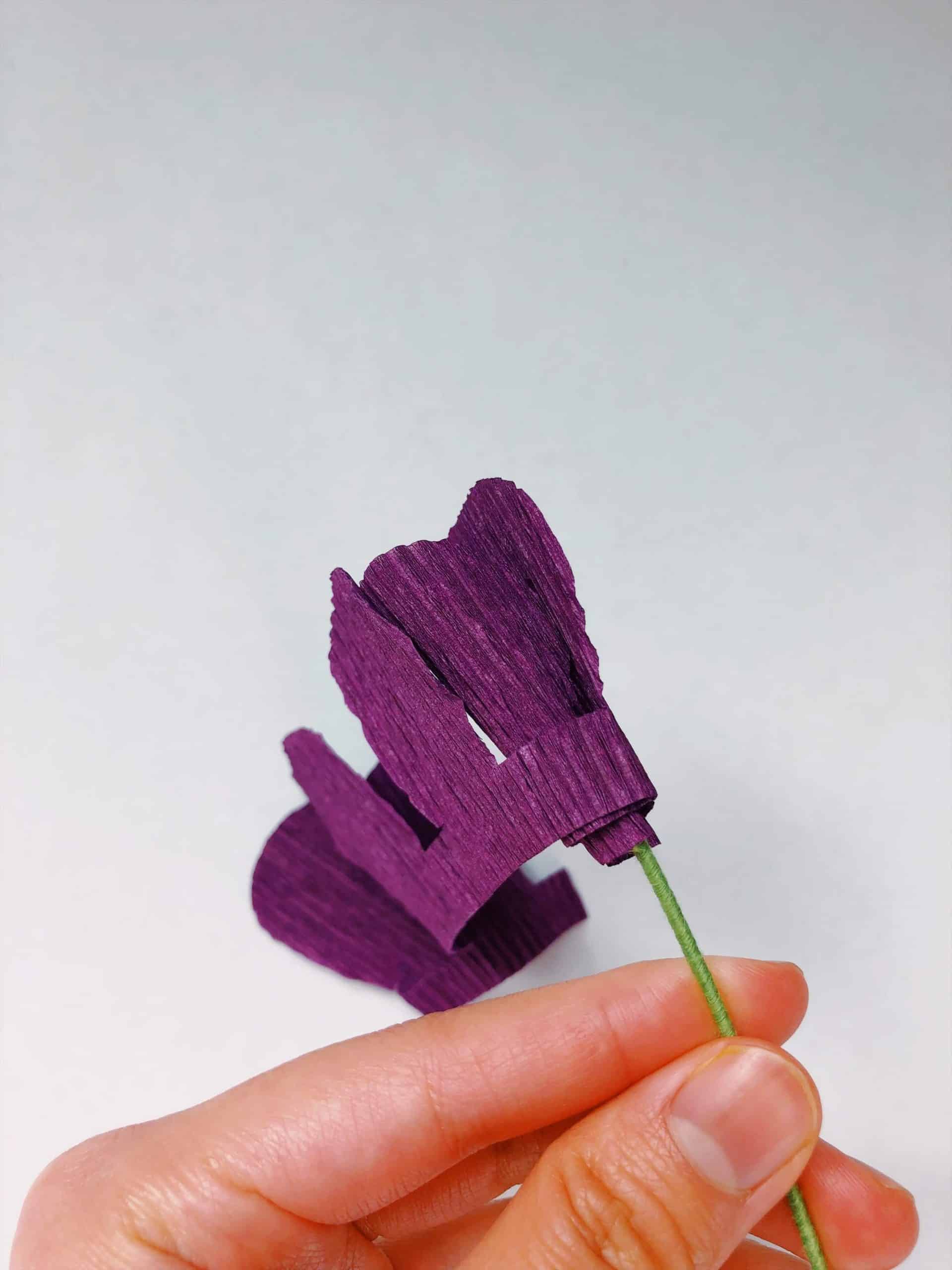 How to Make Crepe Paper Flowers Step by Step - Easy Method