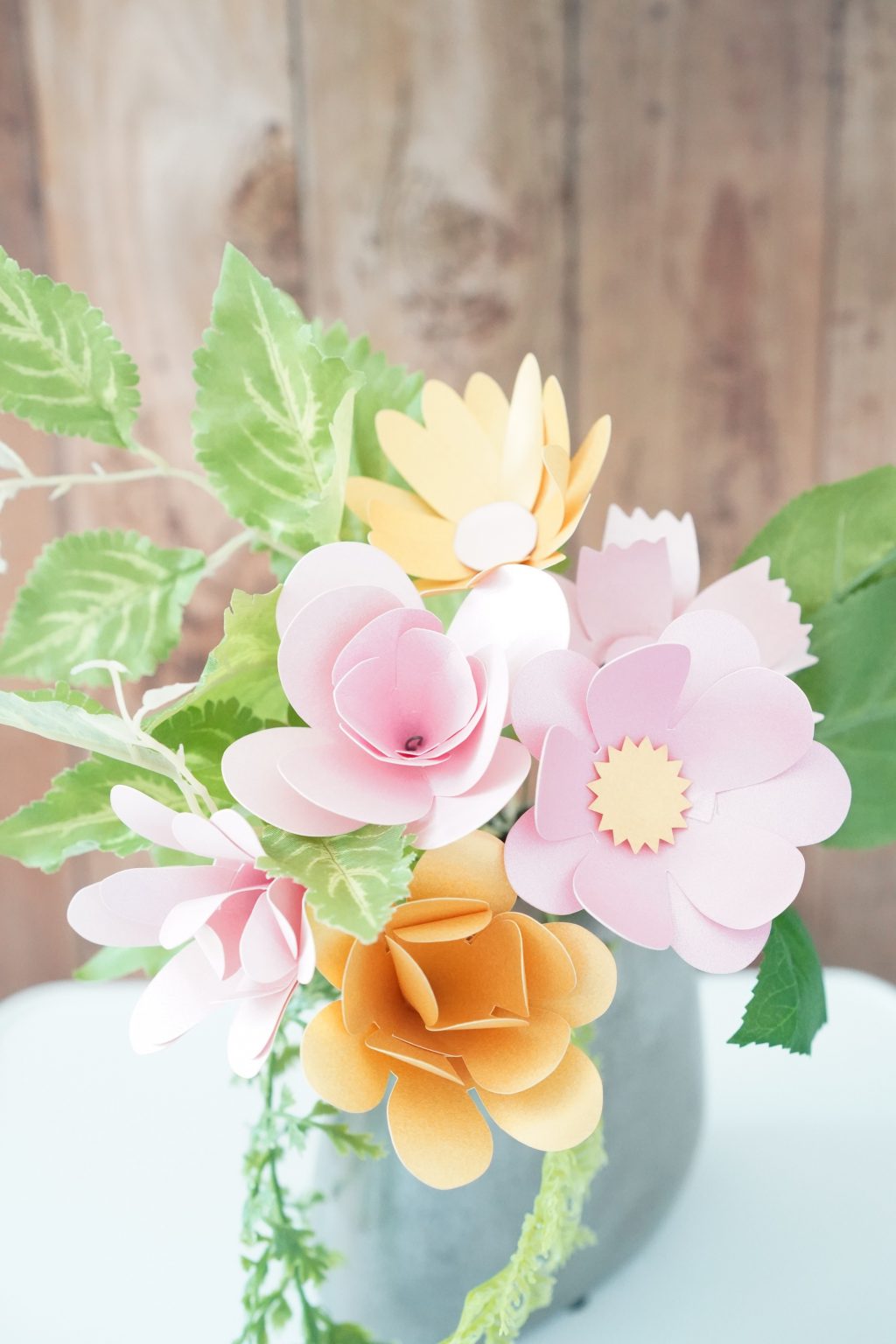 Bouquet of Paper Flowers - 7 Free Templates