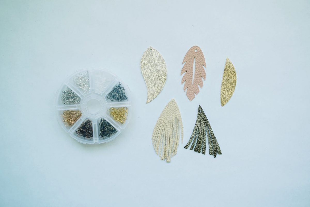 DIY Feather Earrings-4 Free Templates